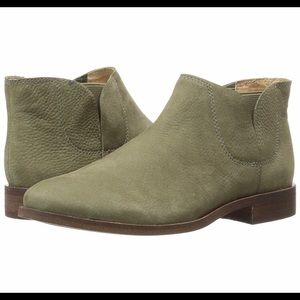 Splendid ankle booties